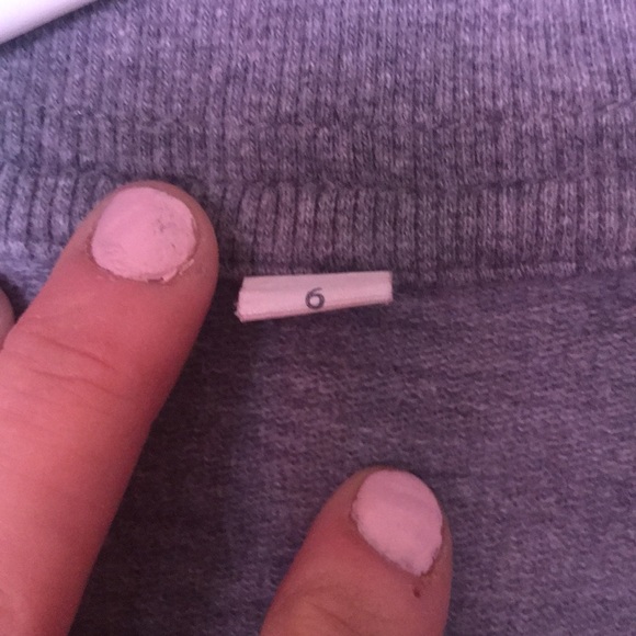 Womens Lululemon sweater/jacket EUC only wore handful of times if that many. - Picture 5 of 10